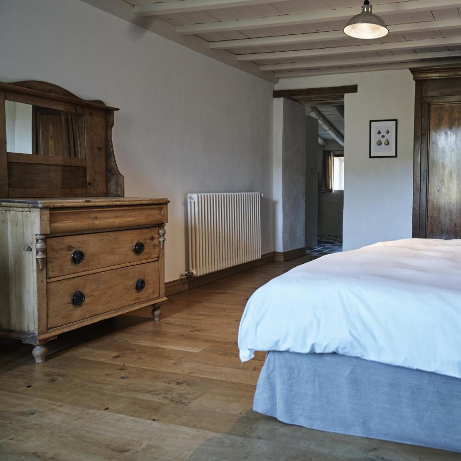 La Cour Du Marronnier Hotel Pont-de-Barret Buitenkant foto