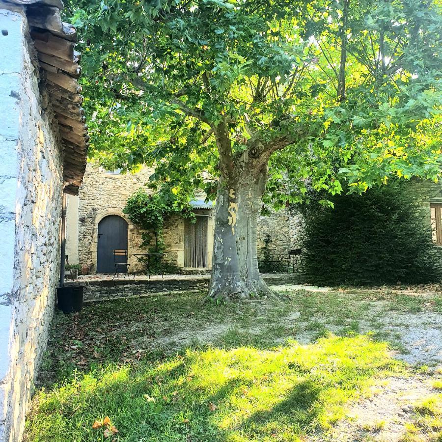 La Cour Du Marronnier Hotel Pont-de-Barret Buitenkant foto