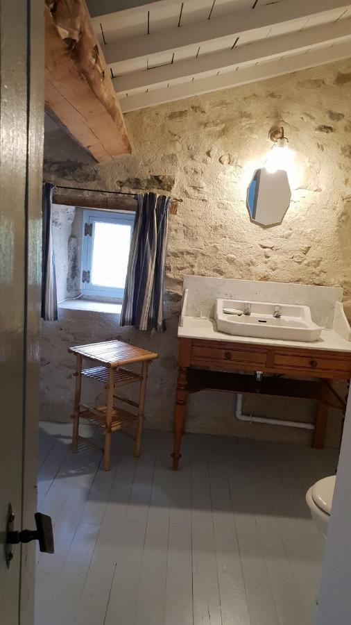 La Cour Du Marronnier Hotel Pont-de-Barret Buitenkant foto